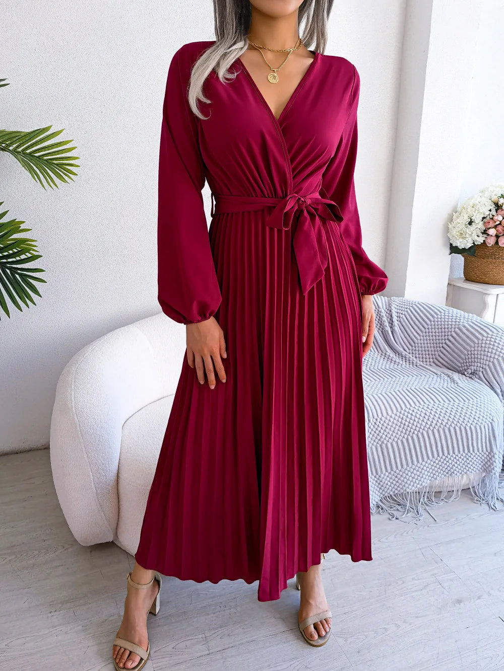 Thea | Elegante Plissé Jurk met Strikceintuur