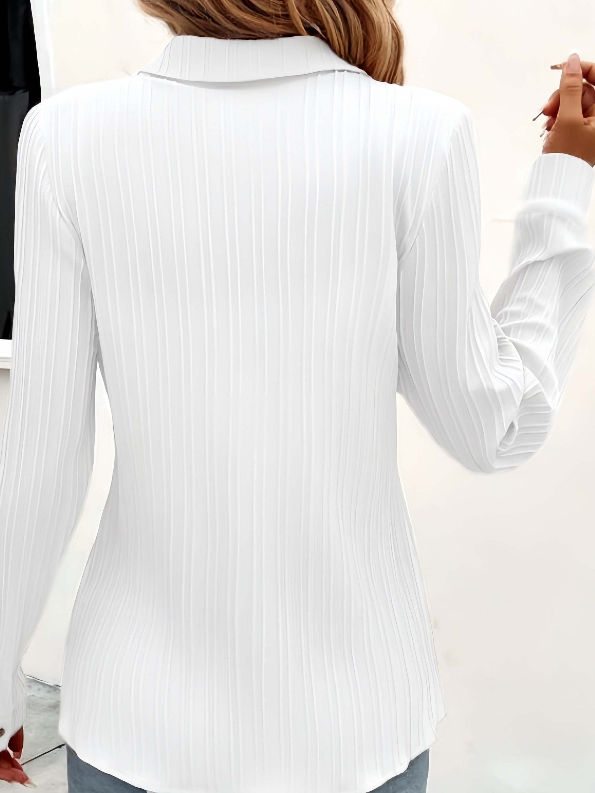 Hannie | Elegante Blouse met Subtiele Glans
